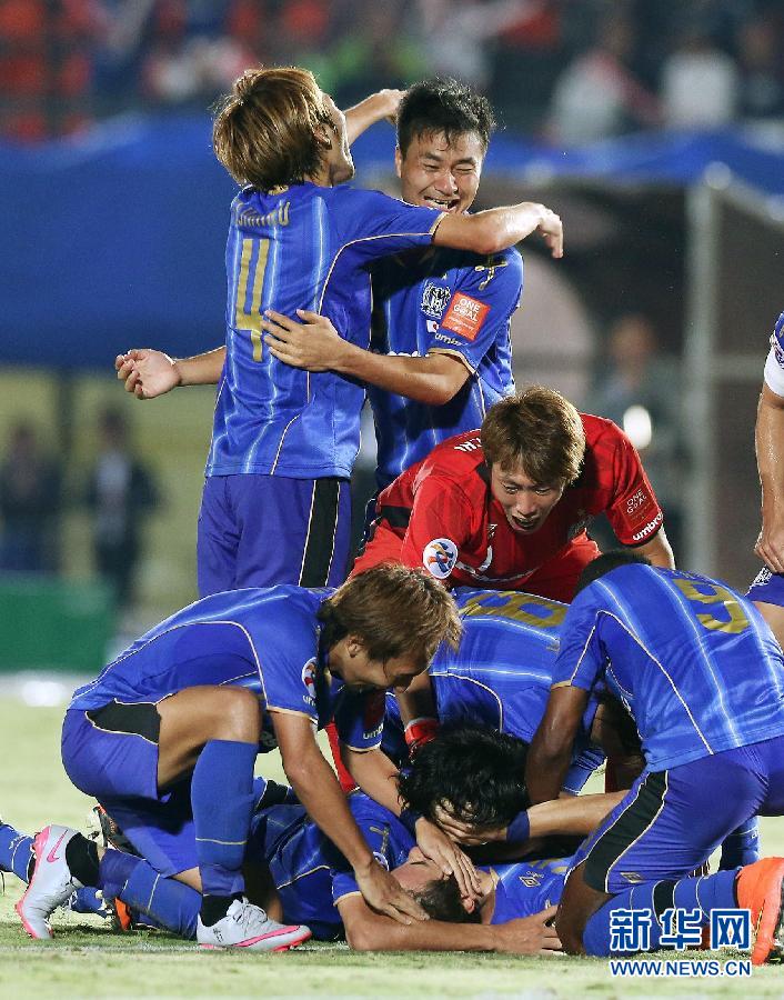 （体育）（2）足球——亚冠：大阪钢巴绝杀全北现代 将战恒大