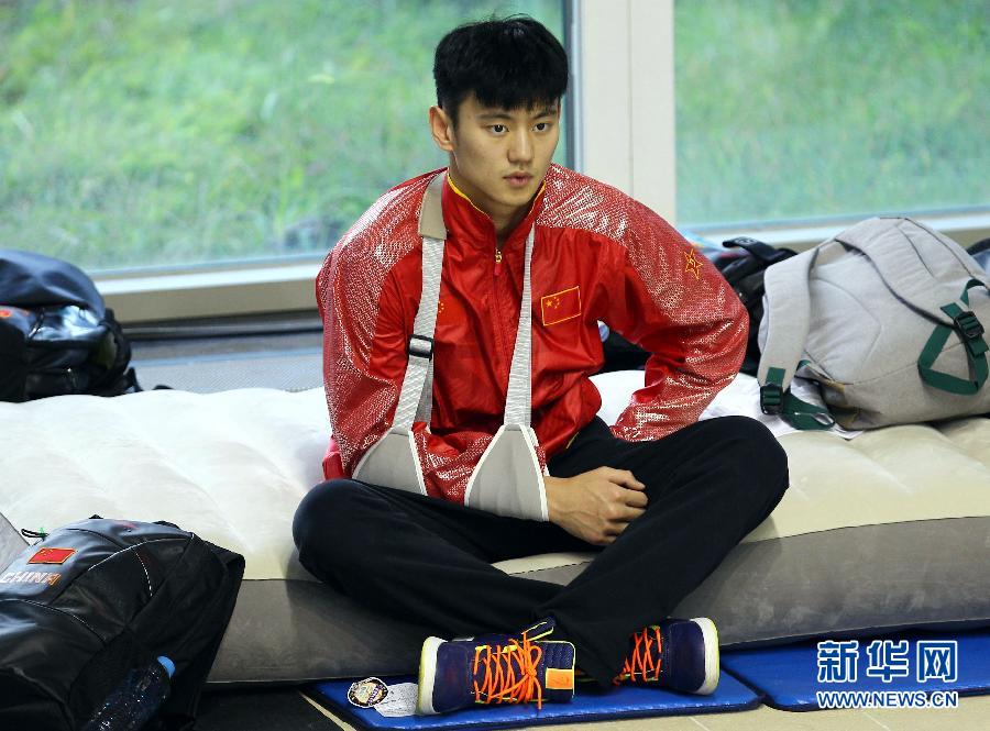 （体育）（1）游泳——宁泽涛因伤退出第六届世界军人运动会泳池百米大战