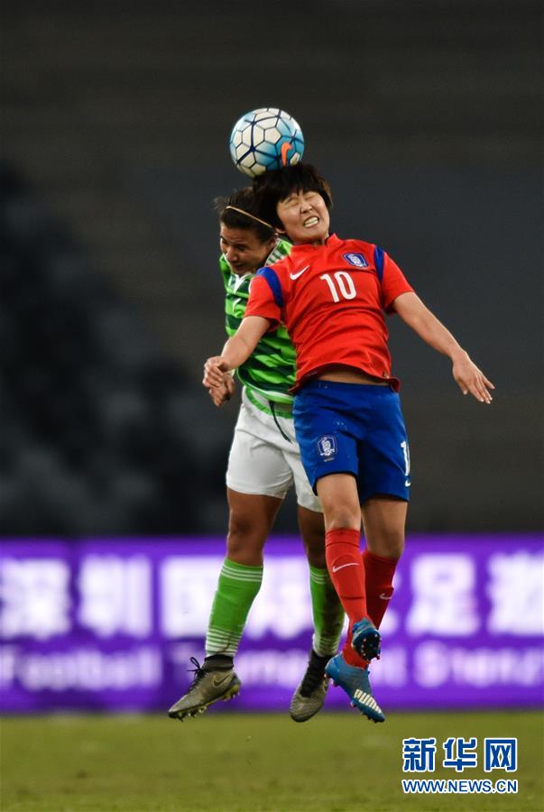 （体育）（2）足球——女足四国赛：韩国负墨西哥