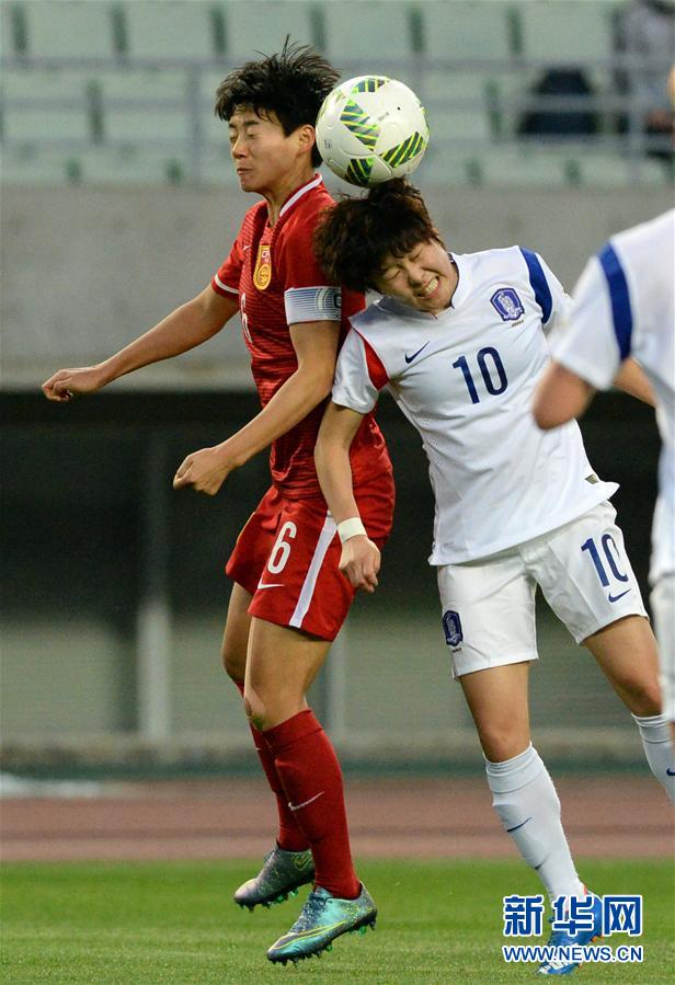 （体育）（10）足球——女足奥预赛：中国胜韩国