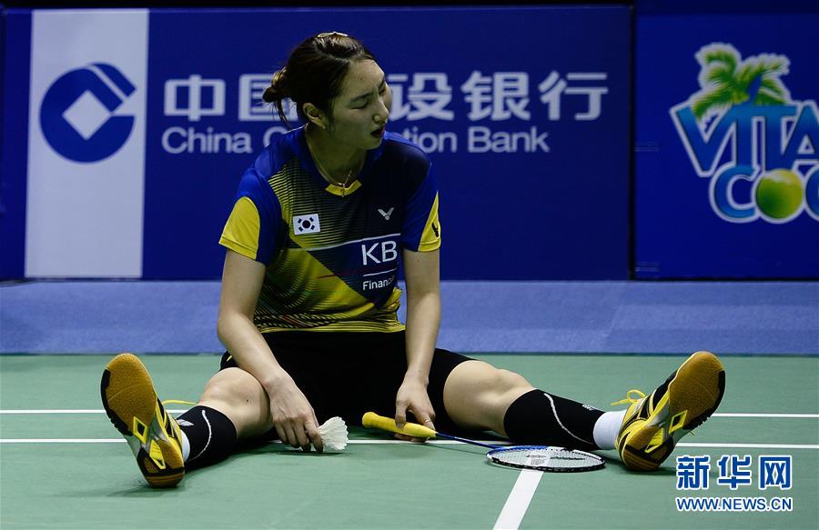 （体育）（10）羽毛球——尤伯杯决赛：李雪芮胜成池铉