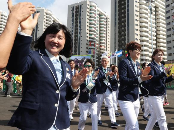 韩国正式入驻里约奥运村 仪式场上宾主尽欢【组图】